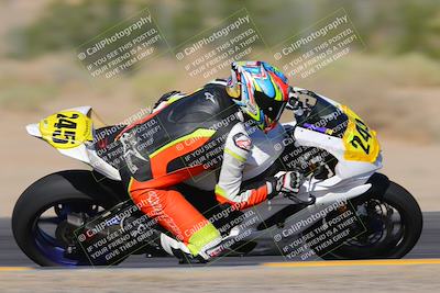 media/Oct-30-2022-CVMA (Sun) [[fb421c3cec]]/Race 16 Amateur Supersport Middleweight/